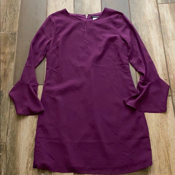 VENUS Dresses & Skirts - Venus NWOT Purple Dress